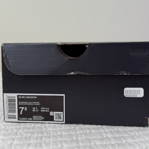 EUC in Box Nike AirForce 1 Shadow Sneakers White Sapphire Barely Volt Women 7.5 - Picture 9 of 9